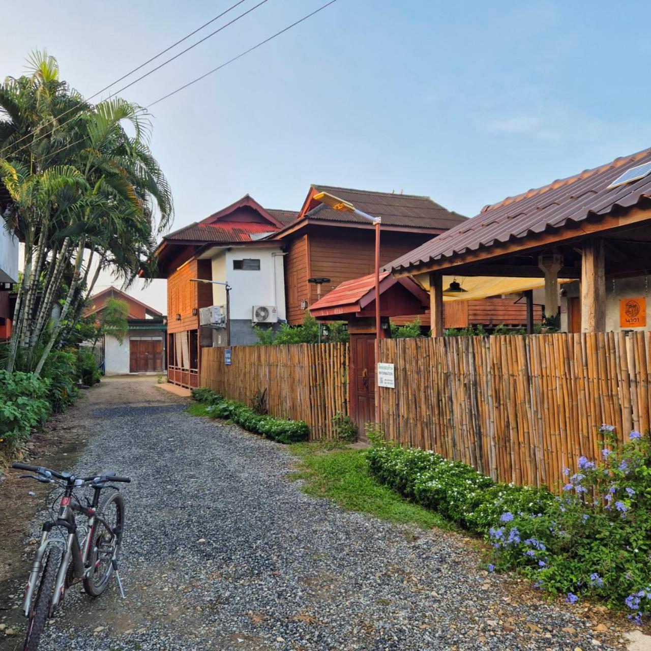 Kedthawa Homestay เฮือนเก็ดถะหวา Ban Cho Lae Luaran gambar